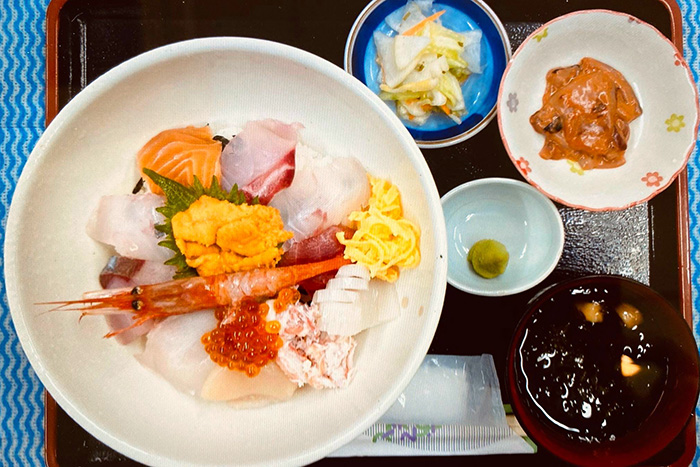 食事処 凪 なぎ がんばれ糸魚川のお店 地元の美味しいものをご自宅で 糸魚川信用組合